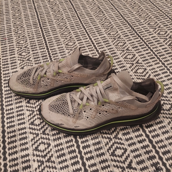 Adidas 4d - Picture 1 of 3